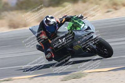 media/Sep-20-2025-Race Pace (Sat) [[d4e1b33f4d]]/Verified/Turn 10 Inside (1125am)/